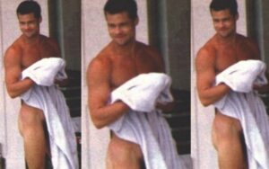 brad pitt pelado todo nu