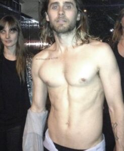 jared leto nu artista pelado