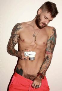 mateus verdelho pelado tesudo nu