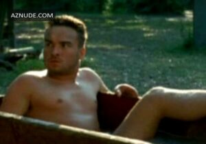 johnny galecki nude gostoso pelado