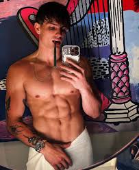 kaden hammond nude safado pelado