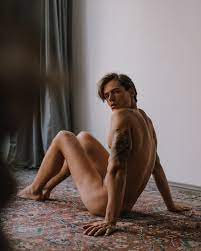 mario adrion nude sarado pelado