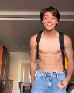 asher angel nude novinho pelado