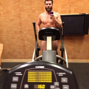 dan bilzerian nude tesudo pelado